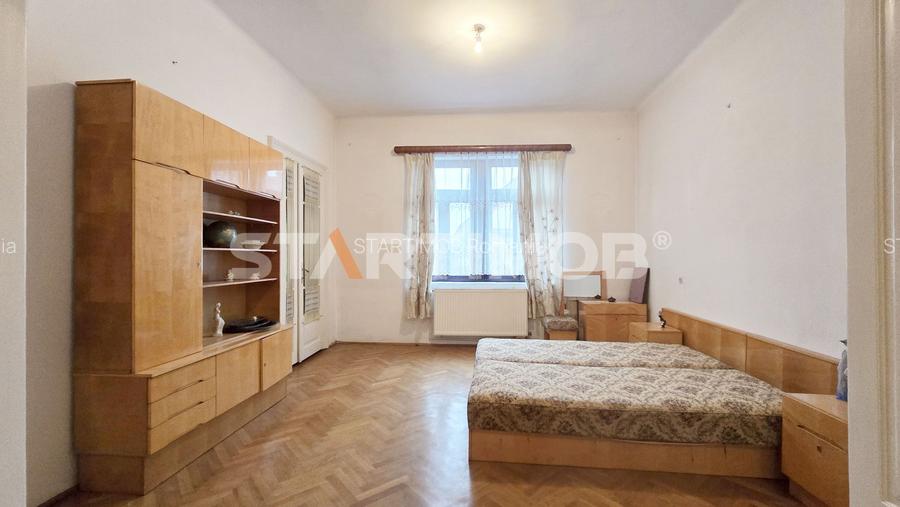 Casa 5 camere cu acces auto RASNOV - 30