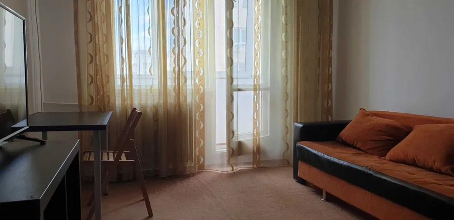 Dristor, garsoniera, 1 minut metrou, bloc mixt, 330 euro