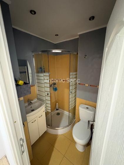 Apartament 3 camere , 2 băi în Brașov - 7