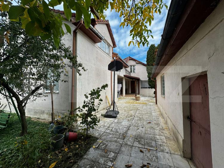 Casa de vanzare, 220 mp, zona Titulescu