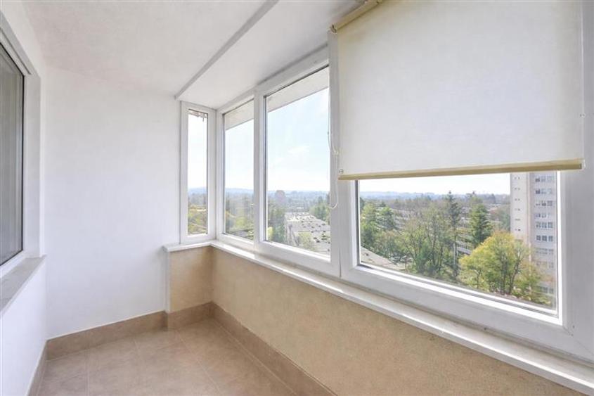 Panorama spectaculoasa:apartament 2 camere+garaj,Aleea Carpati,Targu Mures