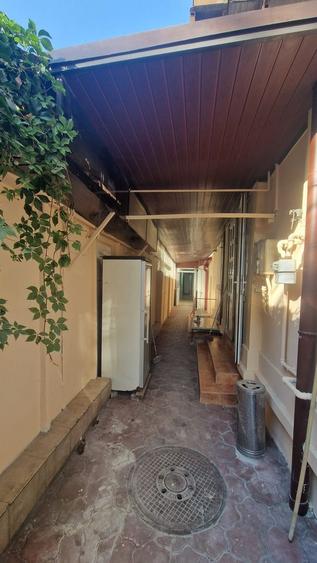 Fast-food cu profit garantat sector 2