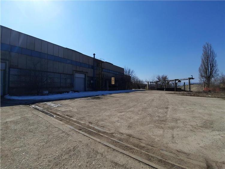 Spatiu Industrial - 2200 mp - Productie - Depozitare - Distributie