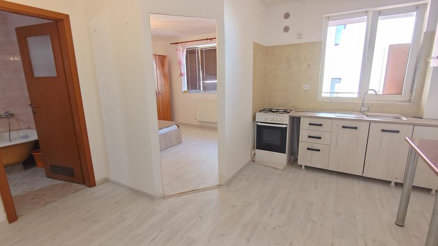 Garsoniera etaj 3 cu balcon in Sibiu cartier Hipodrom