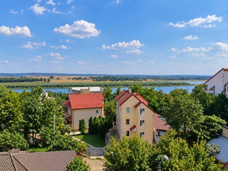 De inchiriat apartament cu 2 camere etaj 5 Mazepa 2, 500 euro
