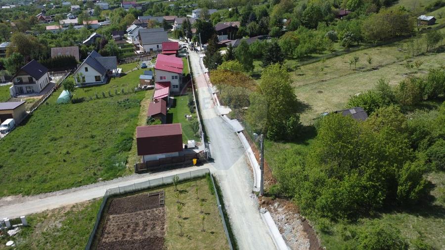 Teren intravilan 2307 mp în Salicea, zona premium, aproape de Cluj