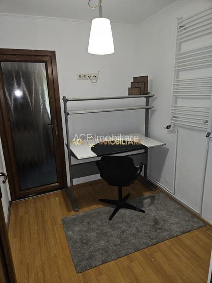 Garsoniera de inchiriat | Stirbei Voda | Metrou |  Parter - 8