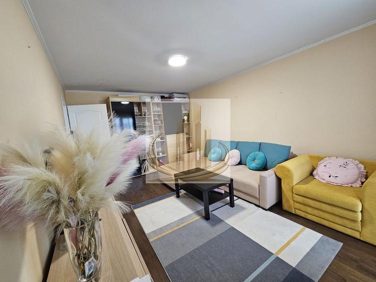 Apartament 3 camere 77mp Lipovei