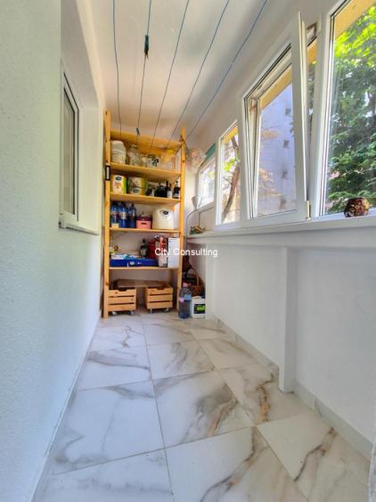 Vanzare apartament 2 camere Fizicienilor
