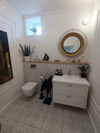 Spatiu comercial de inchiriat, pretabil birou, 20 mpu, mobilat, Sebes