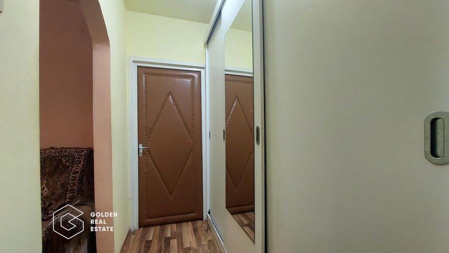 Apartament 3 camere, parter, zona centrala, strada Miron Costin