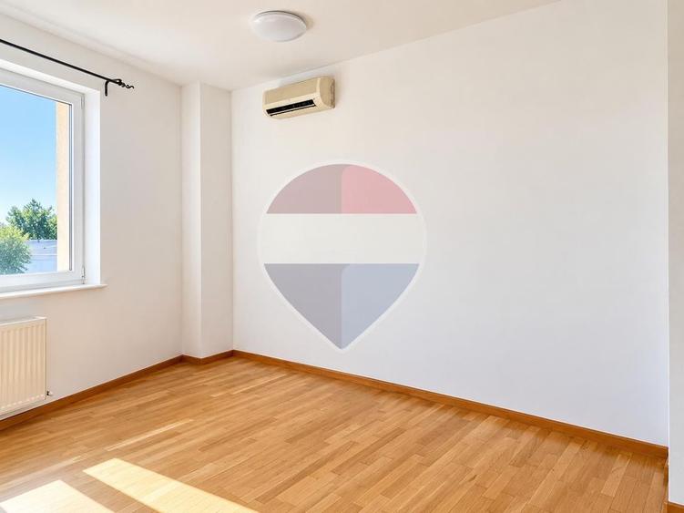Apartament 3 camere de inchiriat | Singur pe palier |
