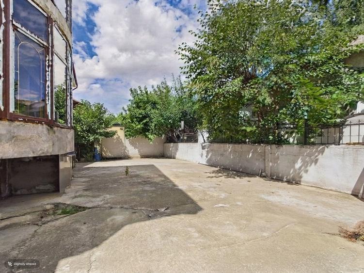 Clădire 850 mp, Czaran Gyula, 8 parcări