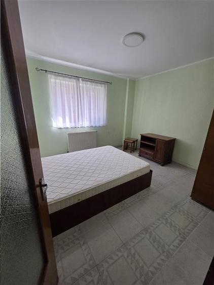 Apartament 4 camere, zona Racadau