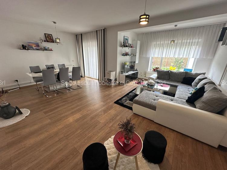 Casă / Vilă cu 5 camere zona Lunei - 4