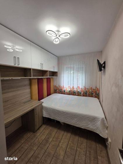 SE VINDE APARTAMENT 3 CAMERE, MICRO 17, 91.000 EURO