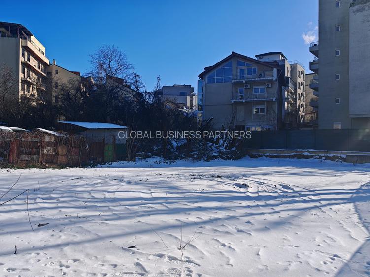 TEREN INTRAVILAN HERĂSTRĂU / STRADA BARAJUL ARGEȘ - 7