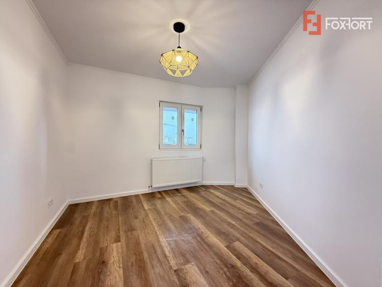 Apartament 4 camere, complet renovat de vanzare in zona Sagului
