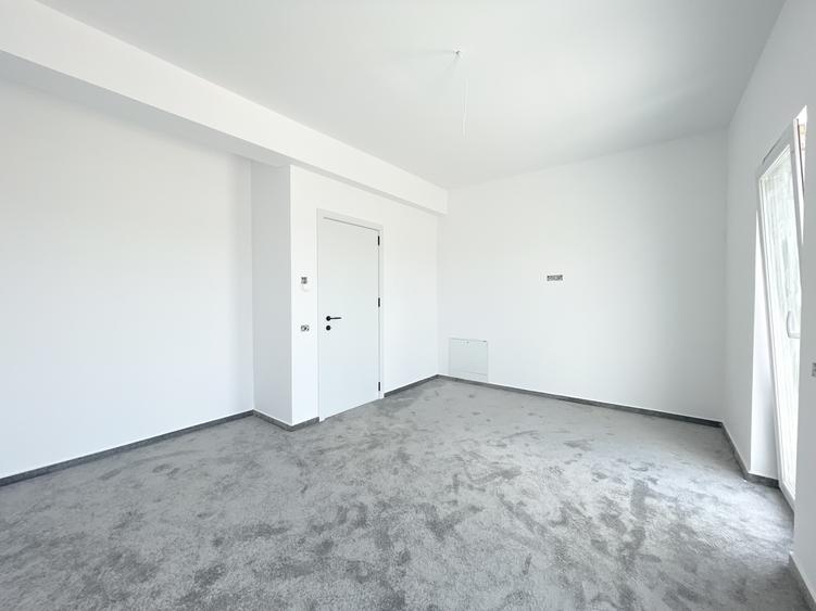Duplex despartit - 3 camere - Mosnita Veche