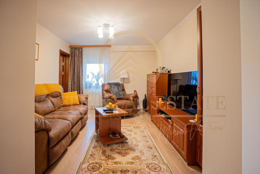 Casa P+1+M - 5 camere - Garaj - Panouri Fotovoltaice - Bratianu
