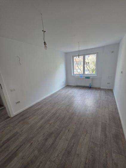 3 camere renovat - 5min Metrou Dristor