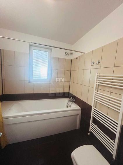 Apartament 1 camera decomandat zona Sub Cetate - 12