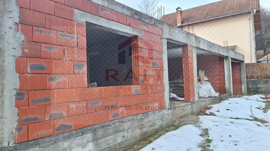 Casă individuală 5 camere de vânzare Cicănești Argeș Rezidențial