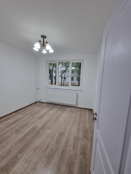 Apartament cu 3 camere de inchiriat in zona Piata Resita