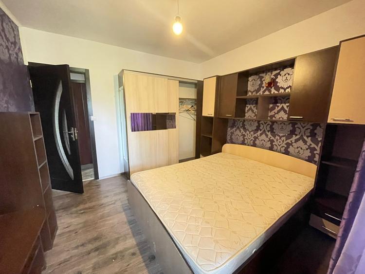 Apartament 3 camere-60 mp-Etaj 1-Podu Ros