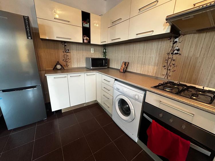 Apartament de inchiriat in Chiajna!!