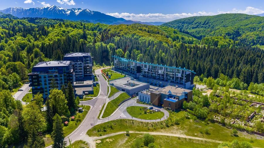 Apartament cu 4 camere de vânzare