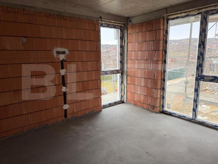 Apartament 3 camere, semifinisat, Zalau