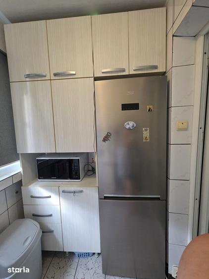 Inchiriere apartament 3 camere zona Fizicienilor