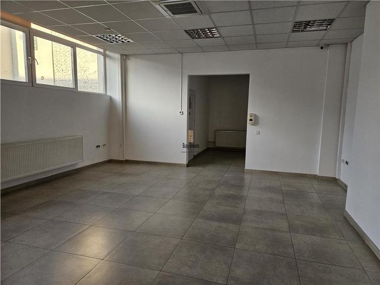Cladire Birouri - 900 mp - Piata Cibin - Clinica Medicala - IT - Servicii