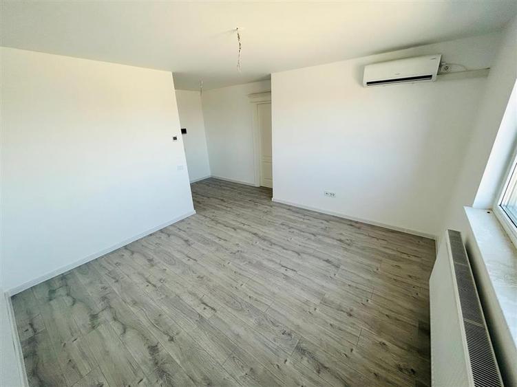 Etaj intermediar, bloc nou, 1 camera decomandat Poitiers Towers