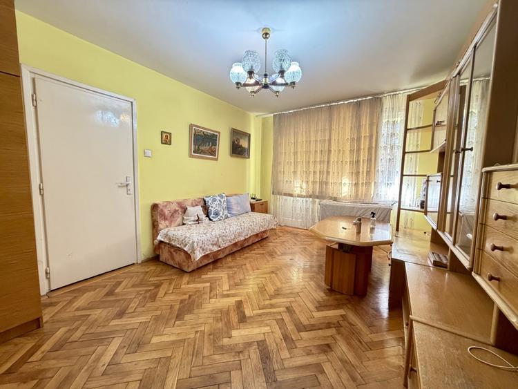 Apartament de inchiriat 2 camere, 50 mp utili, etajul 1 - Timisoara
