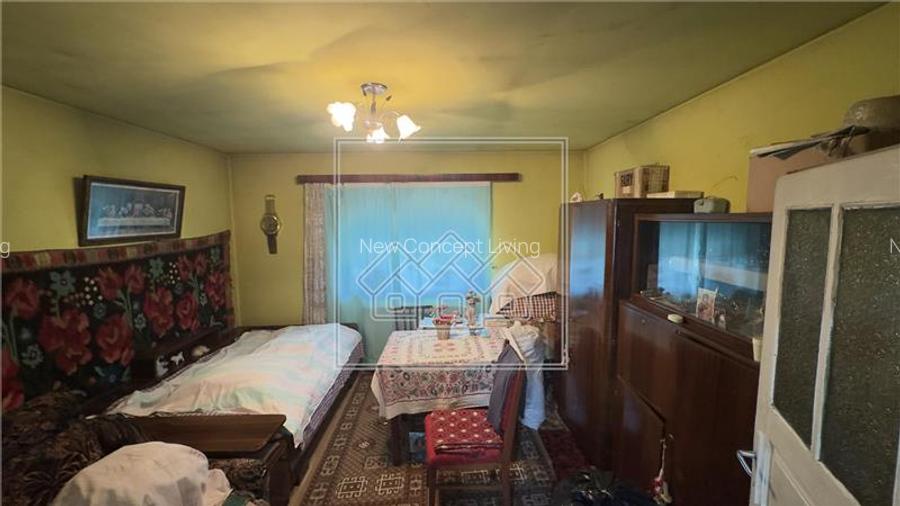 Casa cu teren de 1167 mp, curte mare, Talmaciu - 7