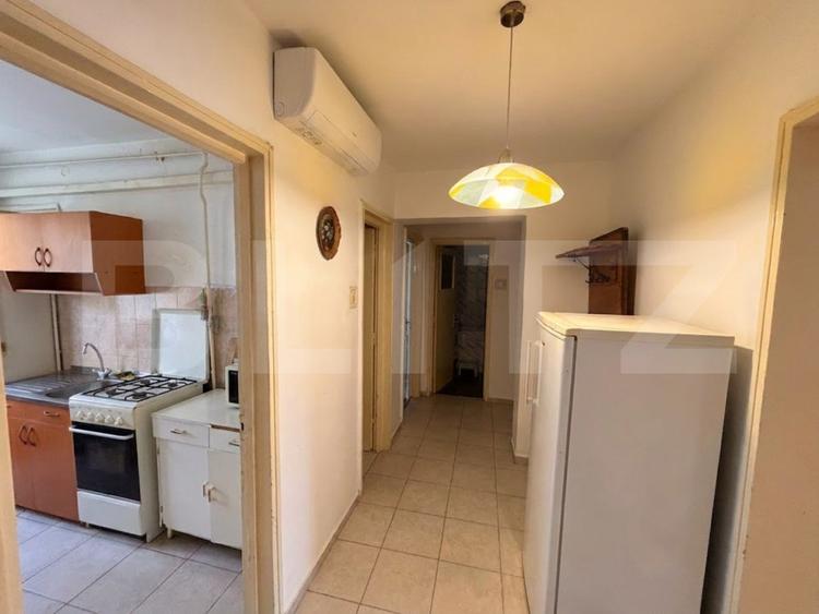 Apartament Scoala 24, 75,5 mp, 4 camere, decomandat
