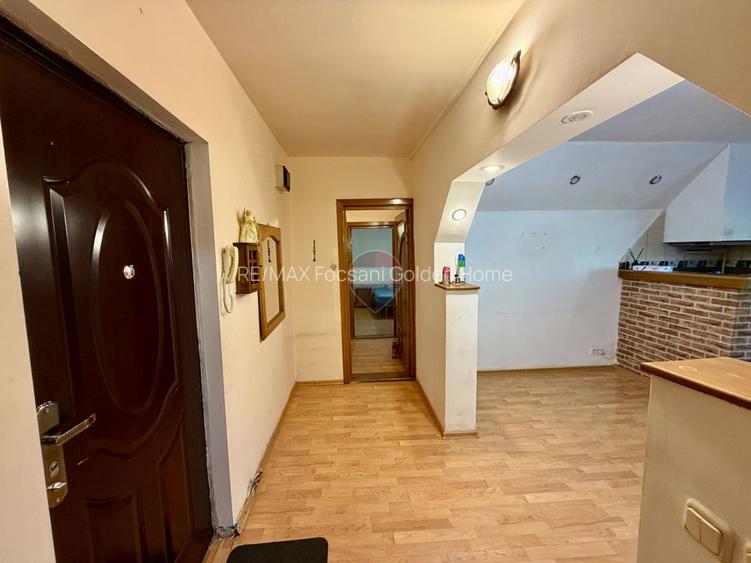 Apartament 3 camere zona 2 Stejari - 4