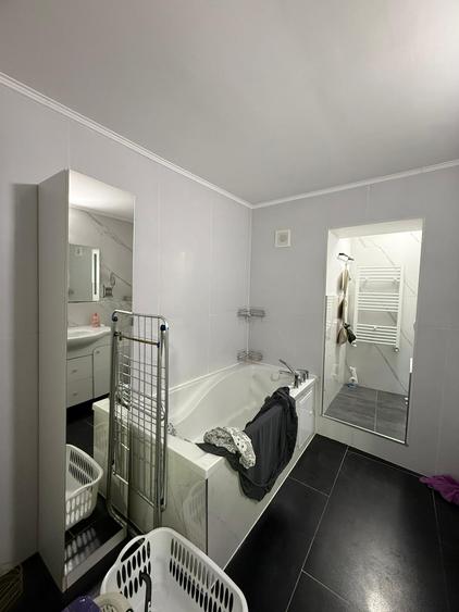 Apartament 3 camere pe 2 nivele central in vila zona Platinia