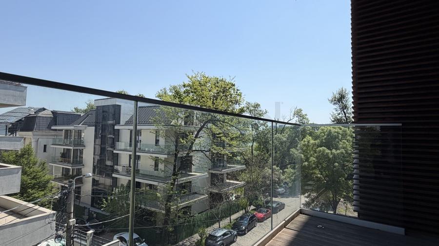 REA1028772 3 camere 100 mp One Floreasca Vista