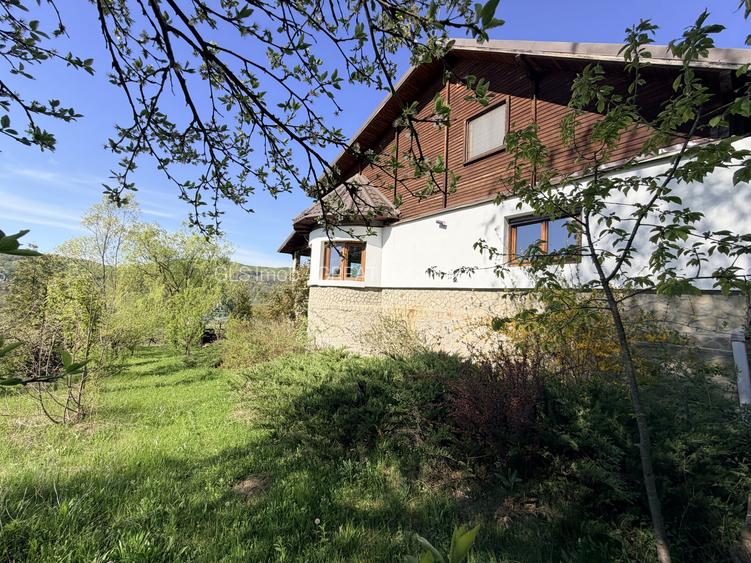 Refugiu Slanic Prahova, Casa cu 5.2 Ha, Panoramă,  Natura & Potențial Turistic - 34