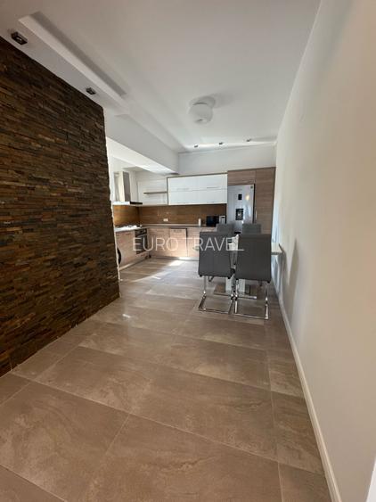 apartament exclusivist - de lux, loc parcare subteran, cladire  eleganta, CENTRU - 4