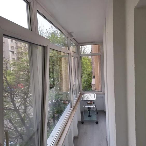 Apartament 2 camere, decomandat, 65 mp, balcon, ac, metrou, Timpuri Noi