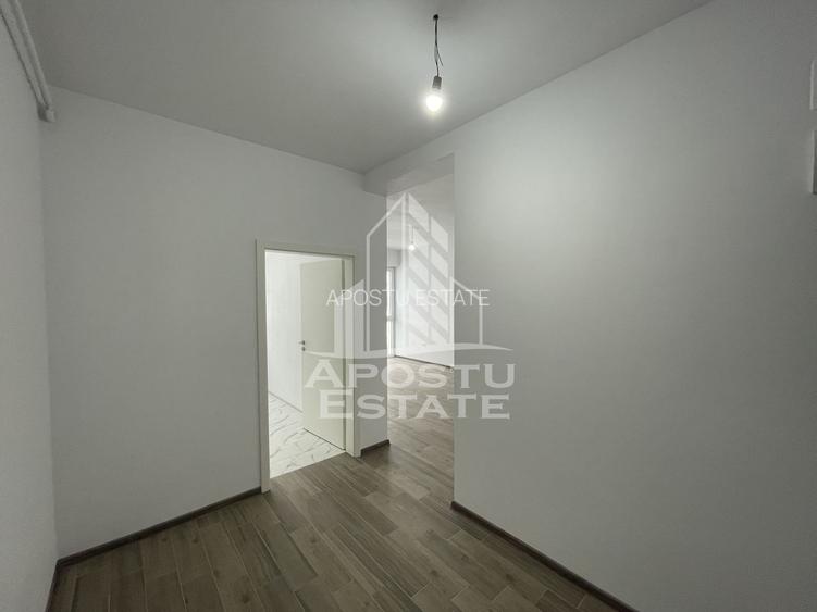 Spatiu comercial, 51 mp, Zona Planetelor - 4