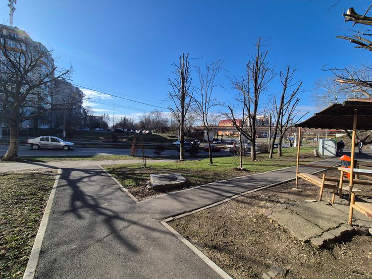 Apartament 4 camere, etaj intermediar, complet utilat – Micălaca