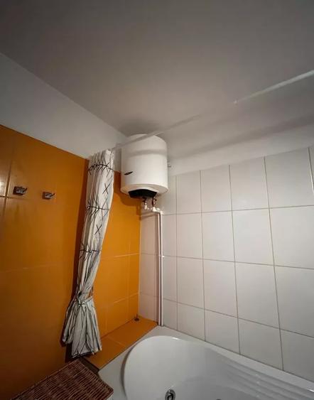 Piața Muncii - Metrou 2 Min - 2 Camere - Etaj 3 - Disponibilitate Imediată