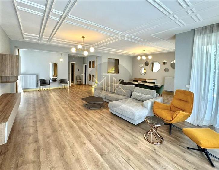 VILA INDIVIDUALA de LUX in Complex | 8 camere | Mobilata&utilata | 4 locuri de p