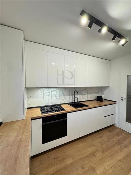 Apartament 2 camere-Giroc-Centrala-Pod