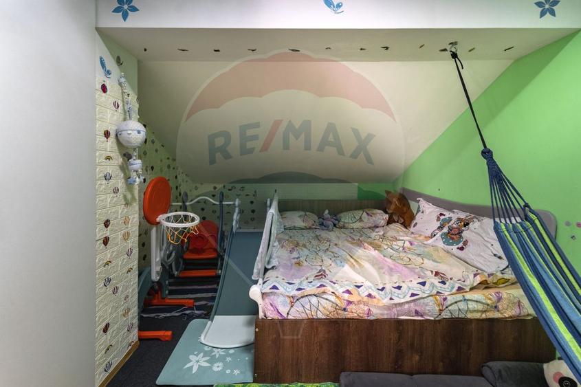 Apartament cu 3 camere de vânzare | 1 loc de parcare| COMISION 0%